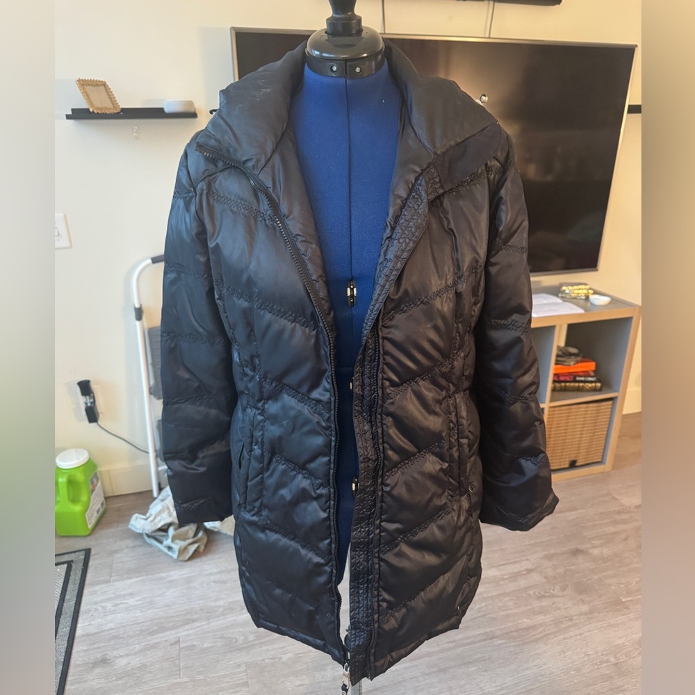 NILS Women's Elegant Black Puffer Coat